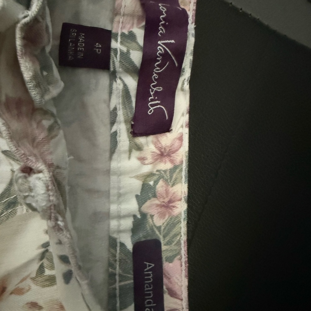 Two pair size 4 petite Capri pants. One floral denim material one green. - Picture 6 of 6